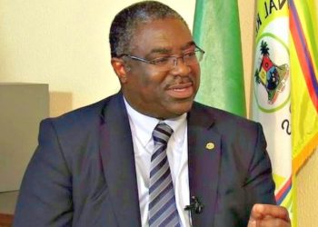 Fowler wants tax evaders jailed, says 40,000 eligible taxpayers defaulting